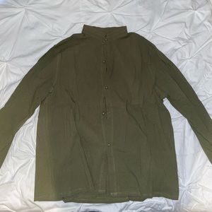 Men’s 3XL shirt, never worn, still original packaging.